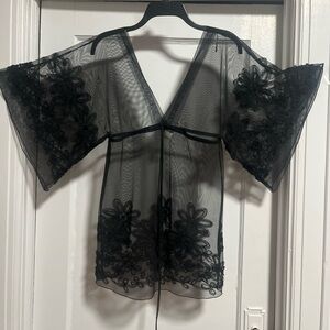 Wet Seal, Black tulle embroidered Floral Tunic . never worn, unique top . Medium